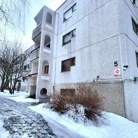 アパート Renovated 2 Bedroom Aparment ロヴァニエミ