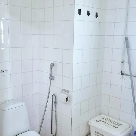 アパート Renovated 2 Bedroom Aparment