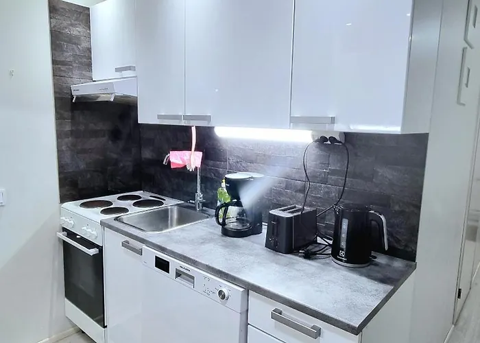 Appartamento Renovated 2 Bedroom Aparment *