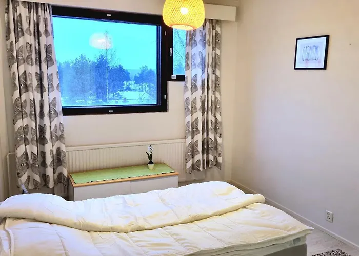 Renovated 2 Bedroom Aparment Appartamento *